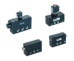 M/1700 alt taban solenoid valfı, G1/8, 5/2, solenoid pilot / havalı yay dönüşlü